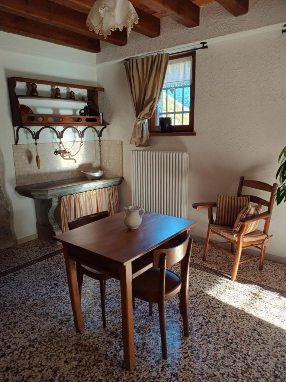 La Farie Bed and Breakfast Mediis Eksteriør billede
