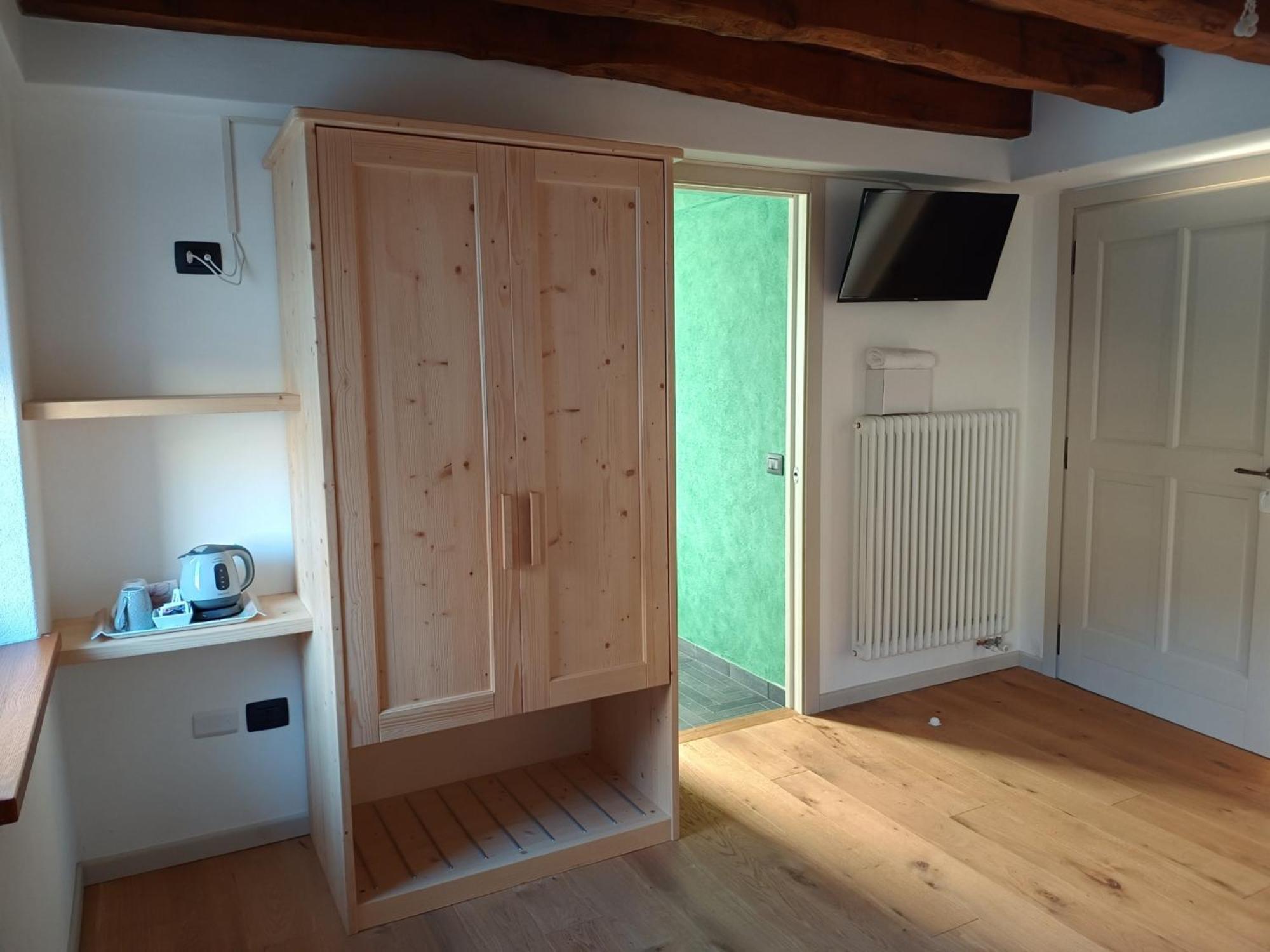 La Farie Bed and Breakfast Mediis Eksteriør billede